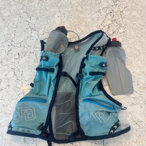 Women's Blue Hydration Vest